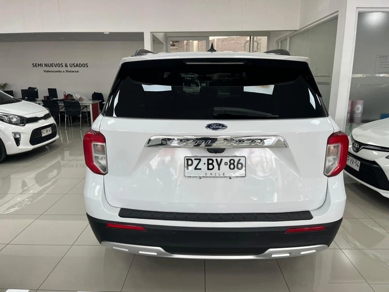 Ford EXPLORER 2.3 XLT ECOBOOST 4X2 AT 5P 2021 - Foto 5 de 9
