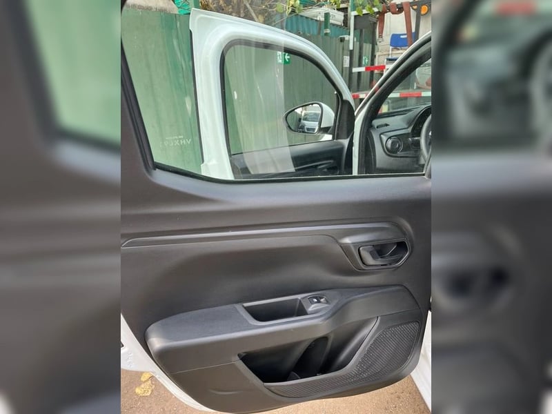 RAM 700 CD CVT BIGHORN 1.3 2025 - Imagen 5 de 11