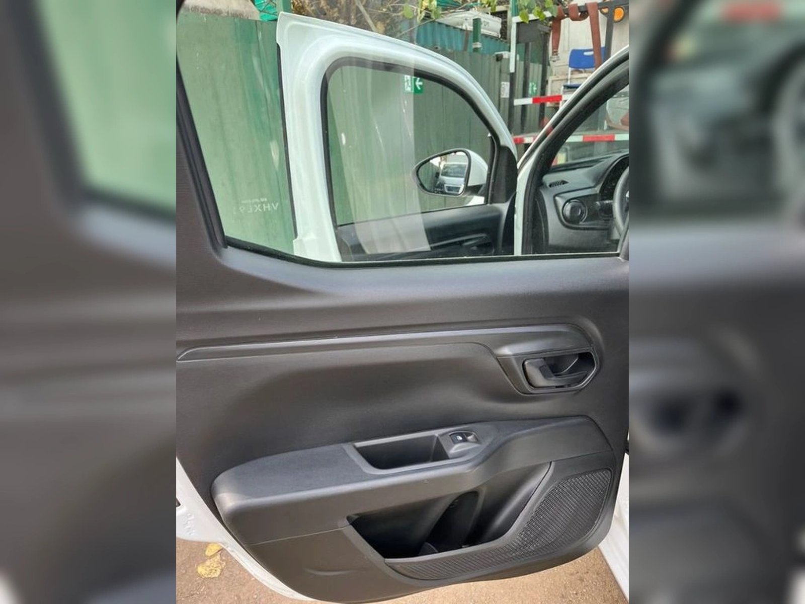 RAM 700 CD CVT BIGHORN 1.3 2025 - Foto 5 de 11