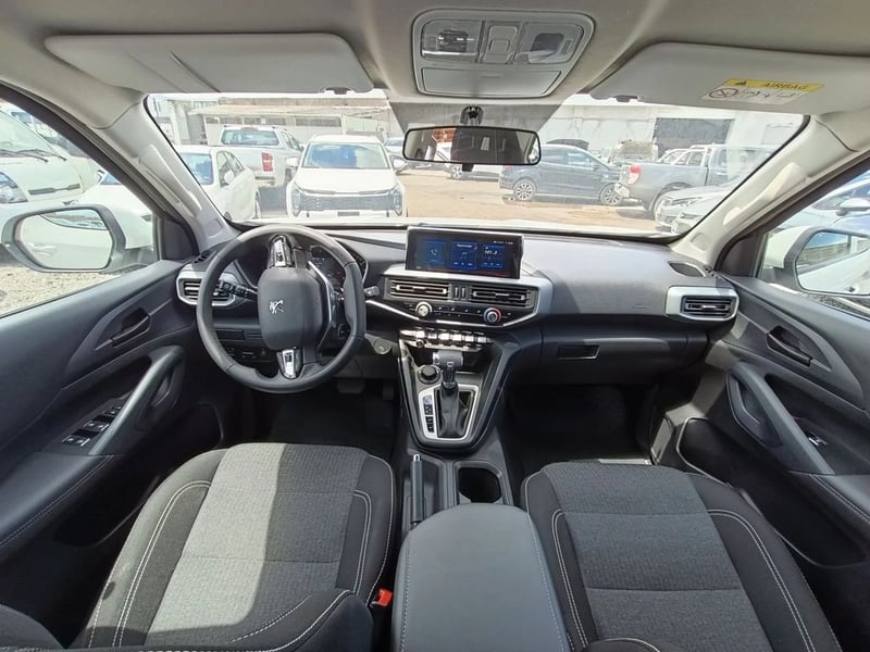 Peugeot LANDTREK Active BlueHDi 180 4x4 AT 2026 - Imagen 19 de 20