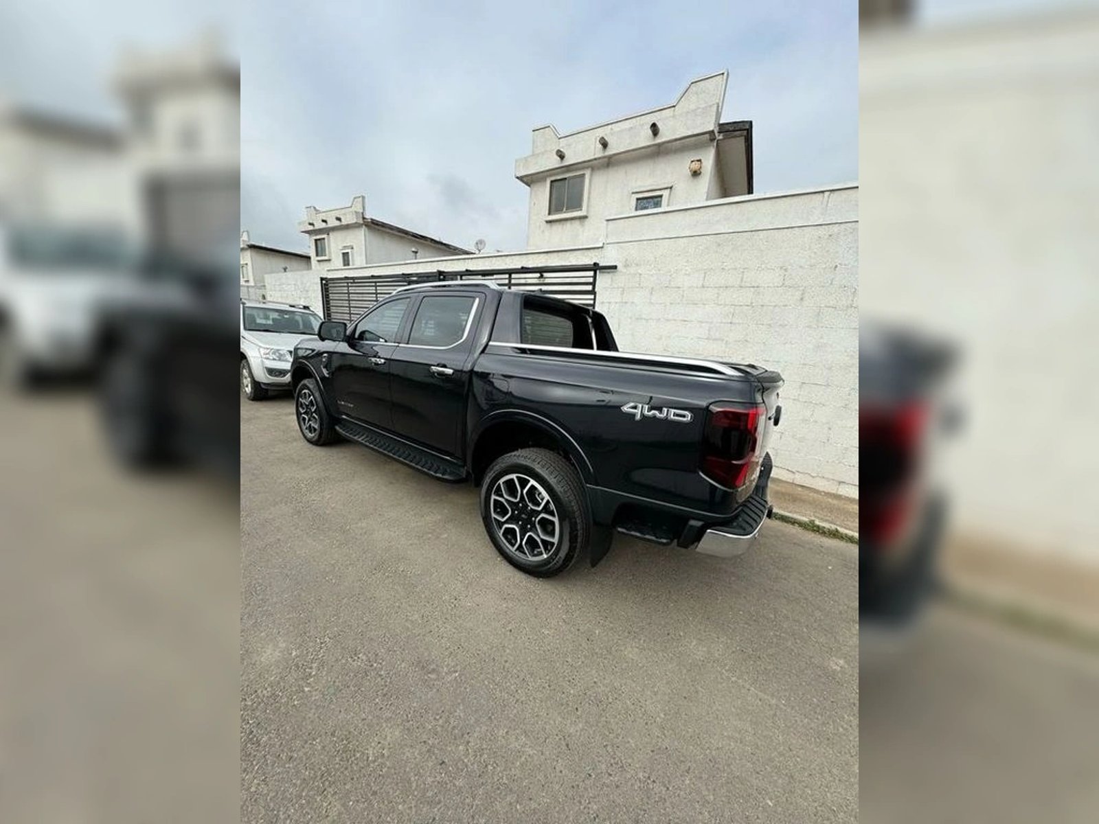 Ford RANGER Limited 4x4 3.0L AT 2024 - Foto 2 de 7
