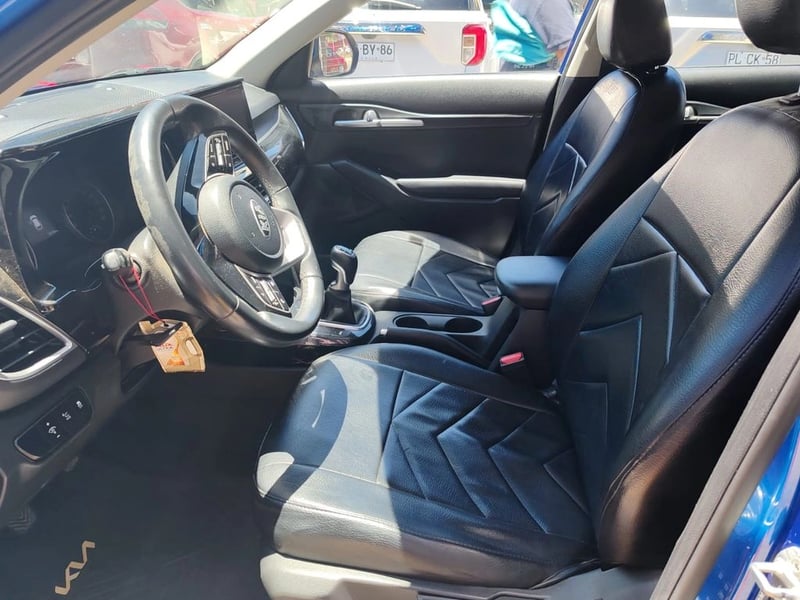 Kia SELTOS EX 1.6L 6MT (2160) 2021 - Imagen 7 de 8