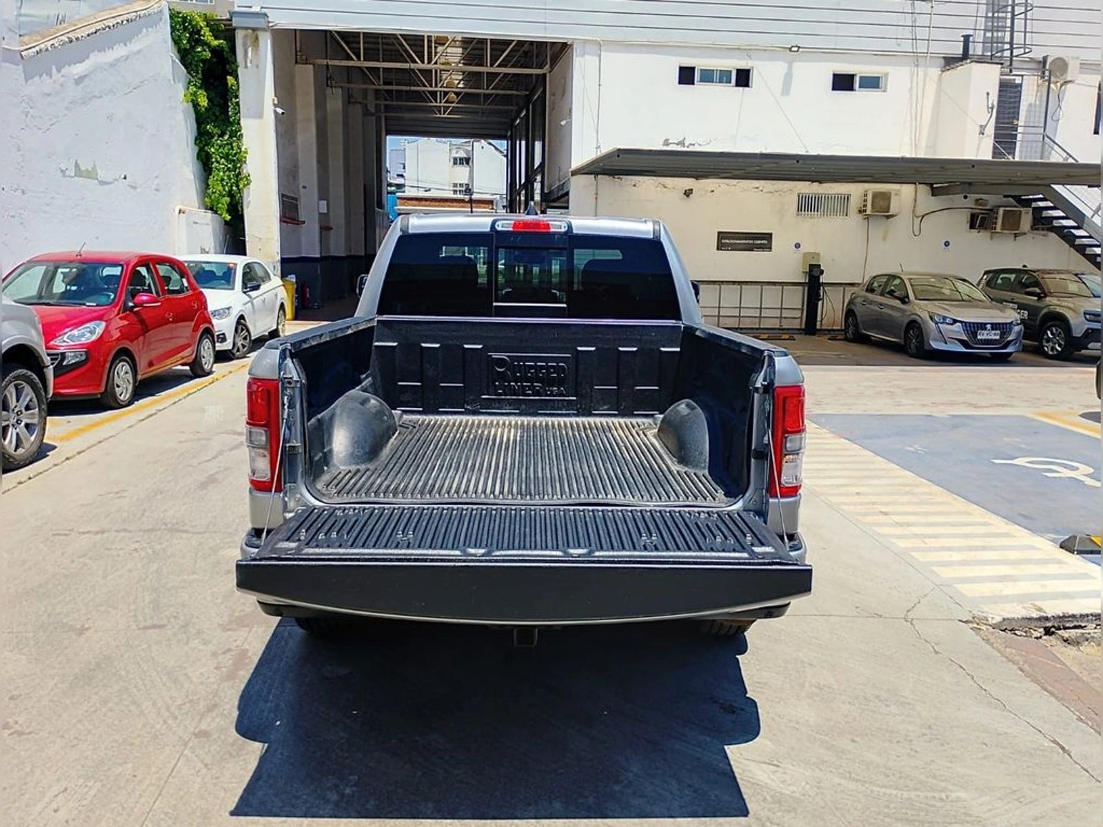 RAM 1500 Big Horn 2023 - Imagen 6 de 20