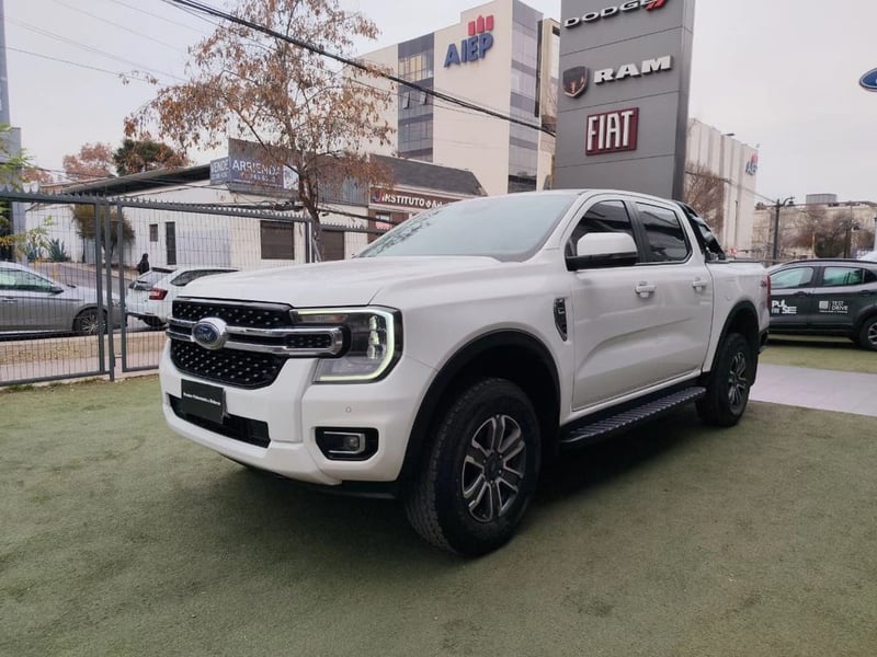 Ford RANGER XLT 4X4 2.0L MT 2024