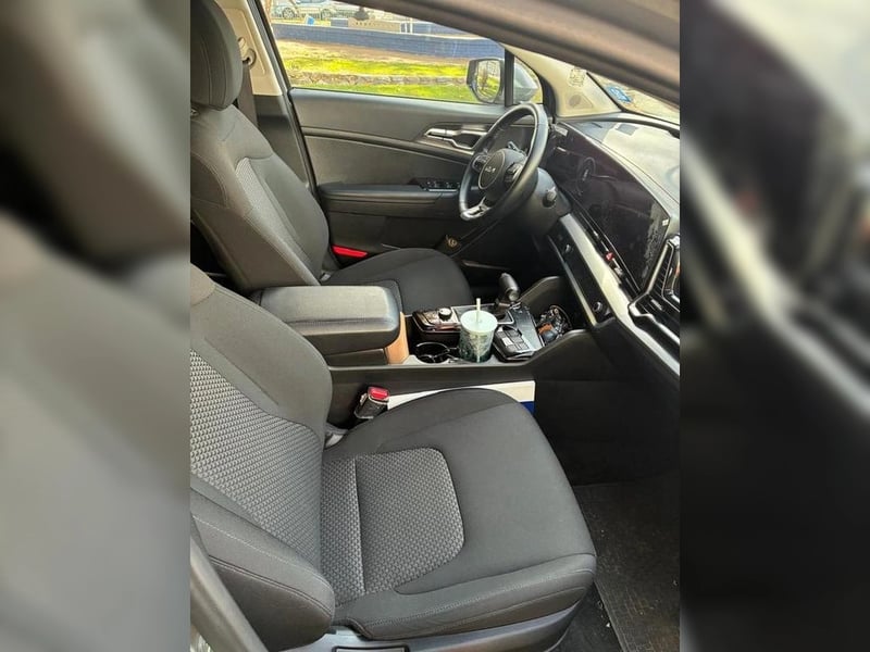 Kia SPORTAGE EX 2.0L 6AT GSL (2186) 2024 - Imagen 5 de 5