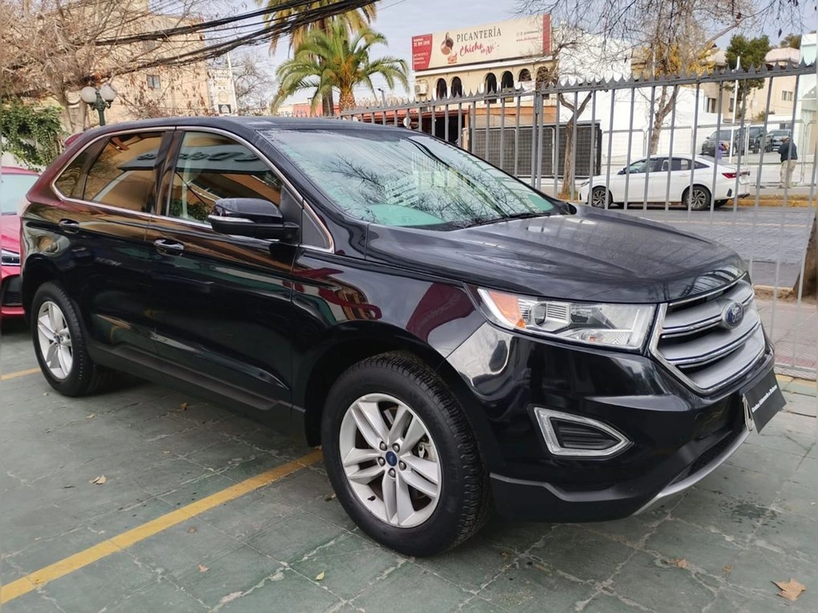 Ford EDGE SEL 3.5L 2018 - Foto 2 de 11