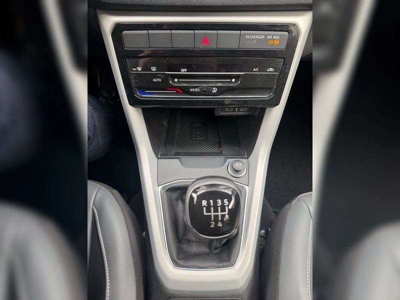 Volkswagen T-CROSS 1.0 TSI MT Comfortline 2026 - Imagen 11 de 13