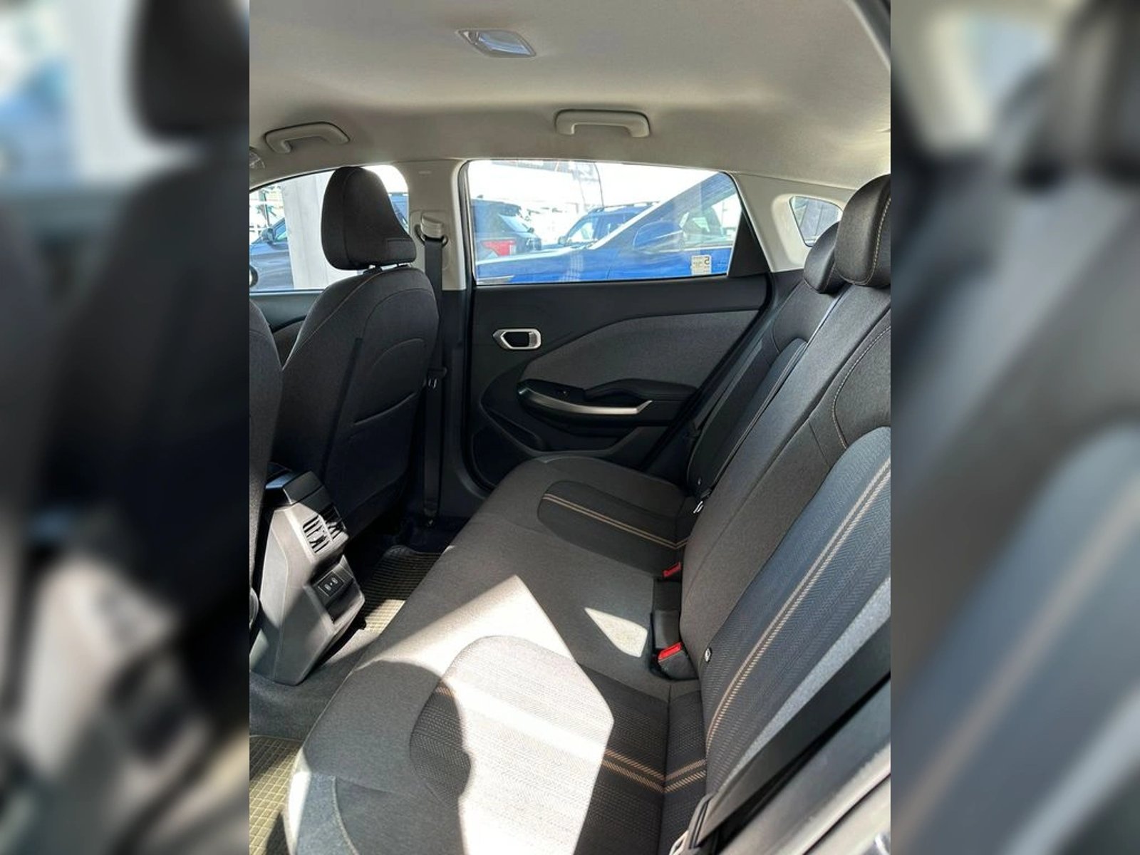 KIA K3 EX 1.6L 6AT (2365) 2025 - Imagen 6 de 13