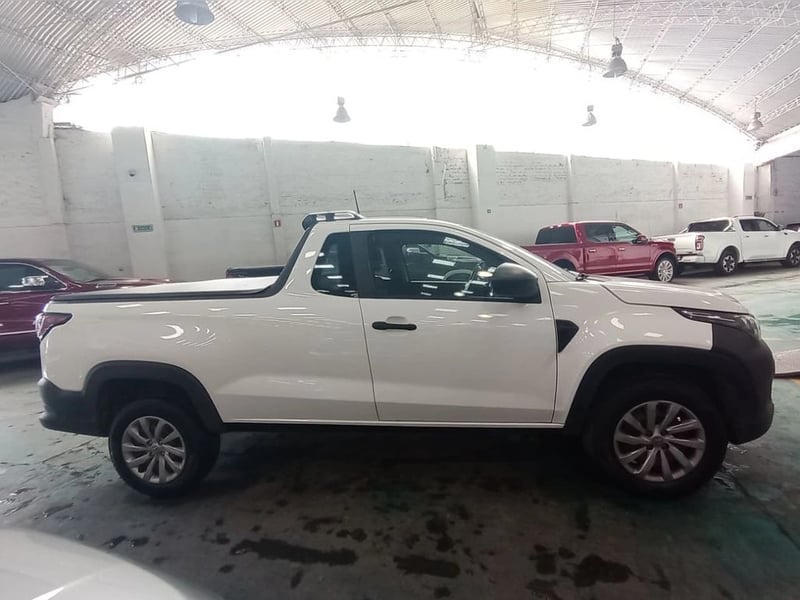 RAM 700 SLT CS 1.3 2025 - Imagen 4 de 13