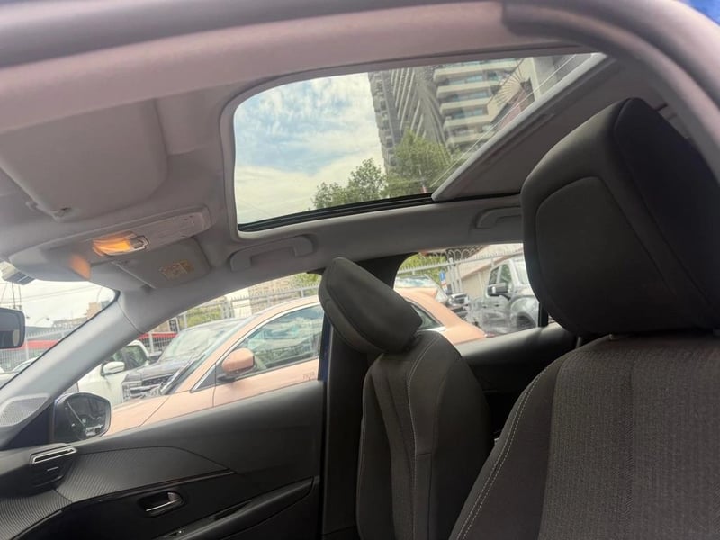 Peugeot 208 PURETECH 75 MT 1.2 2023 - Imagen 12 de 12