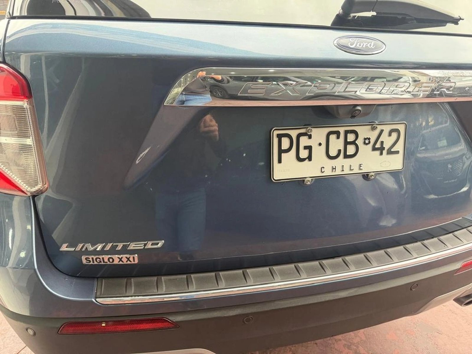 Ford EXPLORER 2.3 ECOBOOST LIMITED 4X4 AT 5P 2020 - Imagen 8 de 15