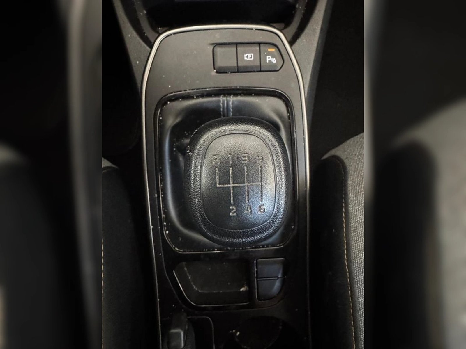 KIA K3 Cross EX Full 2024 - Imagen 14 de 19