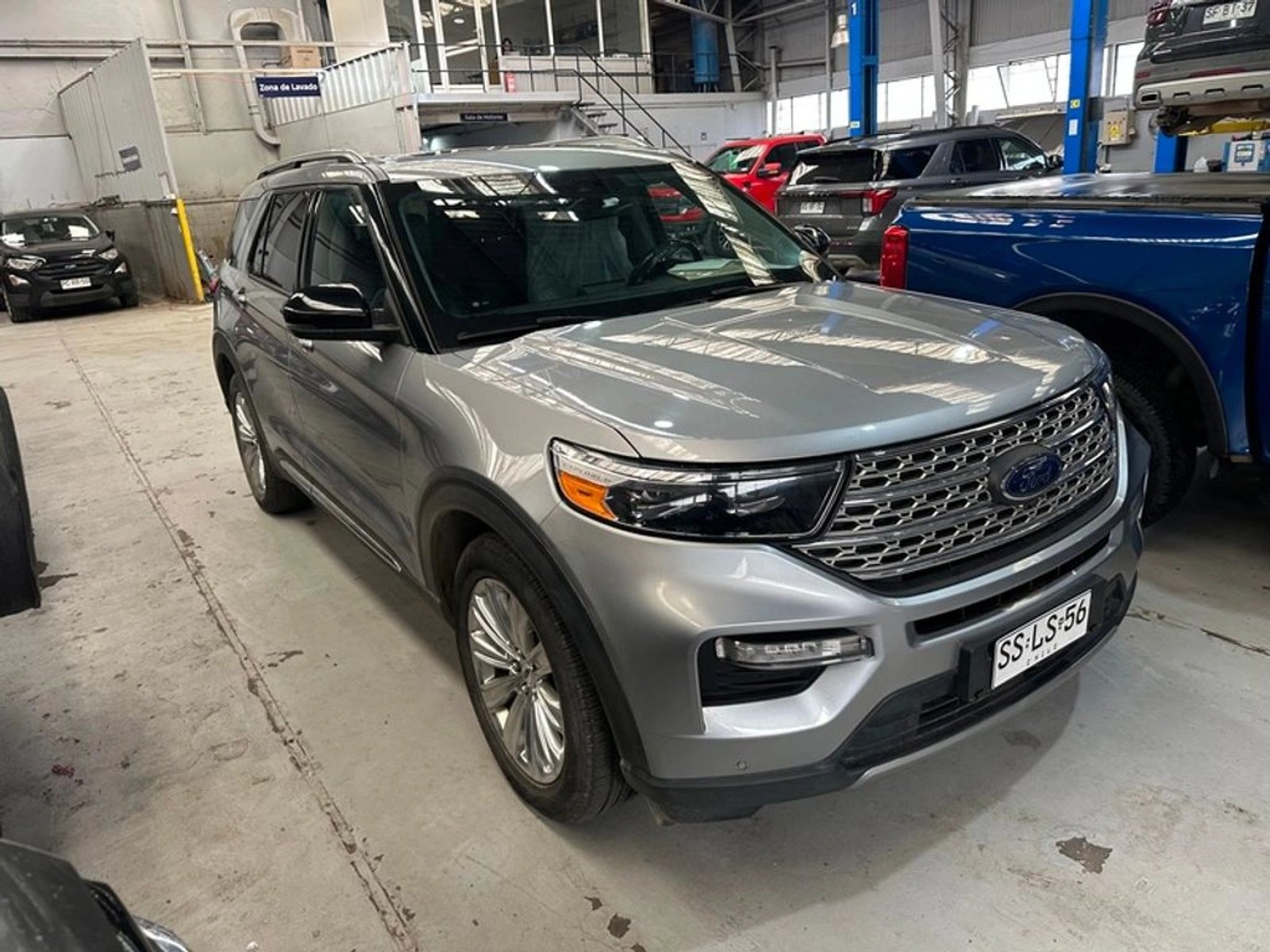 Ford EXPLORER 2.3 AT 2023 - Foto 2 de 6