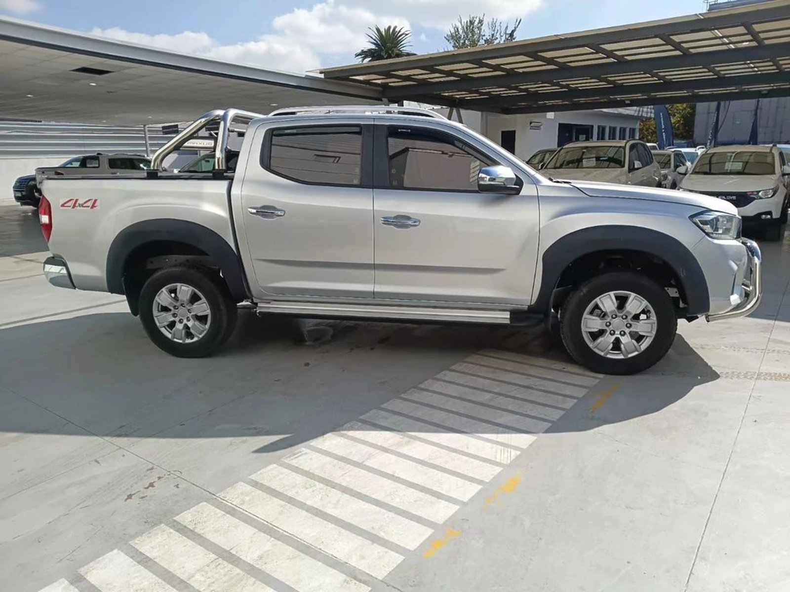 Maxus T60 GLX 4X4 2.0 2022 - Foto 4 de 15