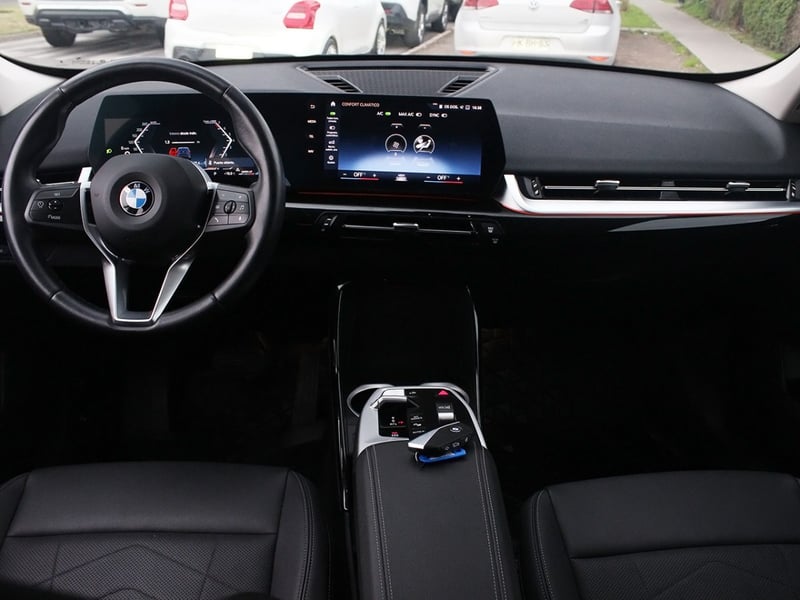 BMW X1 1.5 18I COMFORT S-DRIVE 4X2 AT 5P 2023 - Imagen 9 de 10