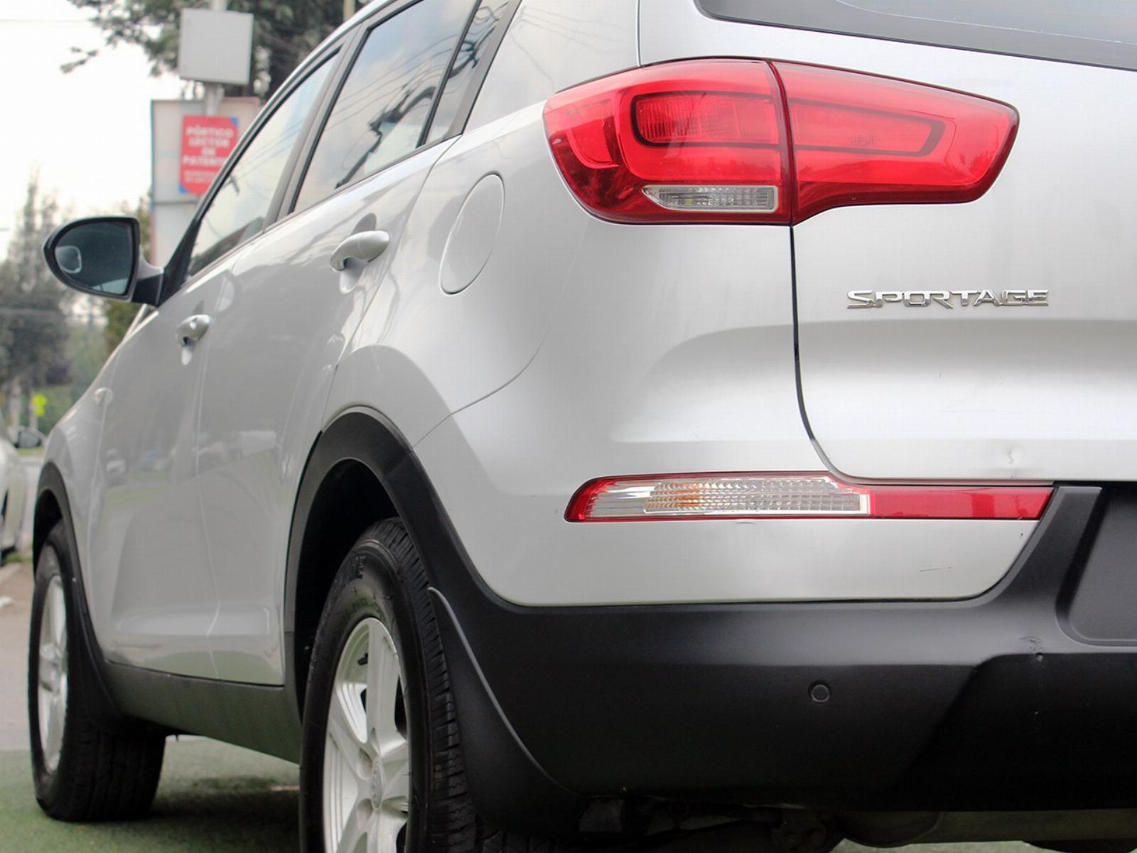 KIA SPORTAGE LX 2.0 AT 2015 - Imagen 7 de 8