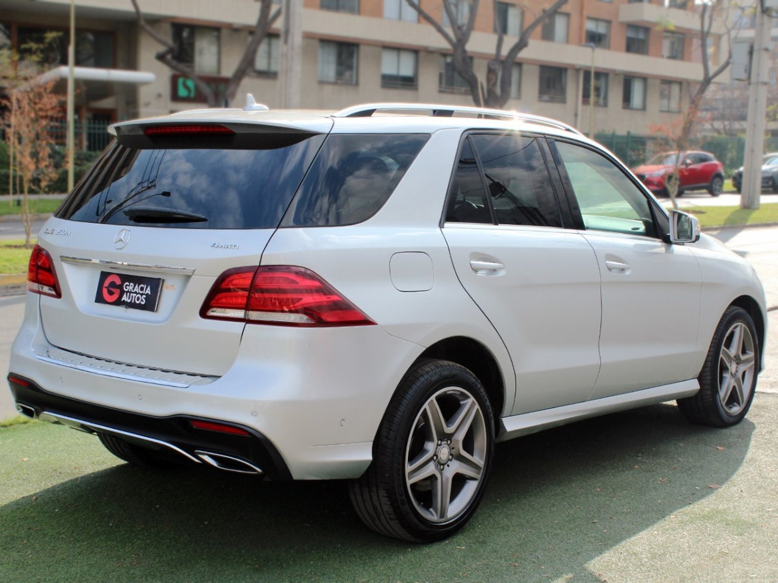 Mercedes-Benz GLE 350D DIESEL FULL TECHO 2018 - Imagen 4 de 10