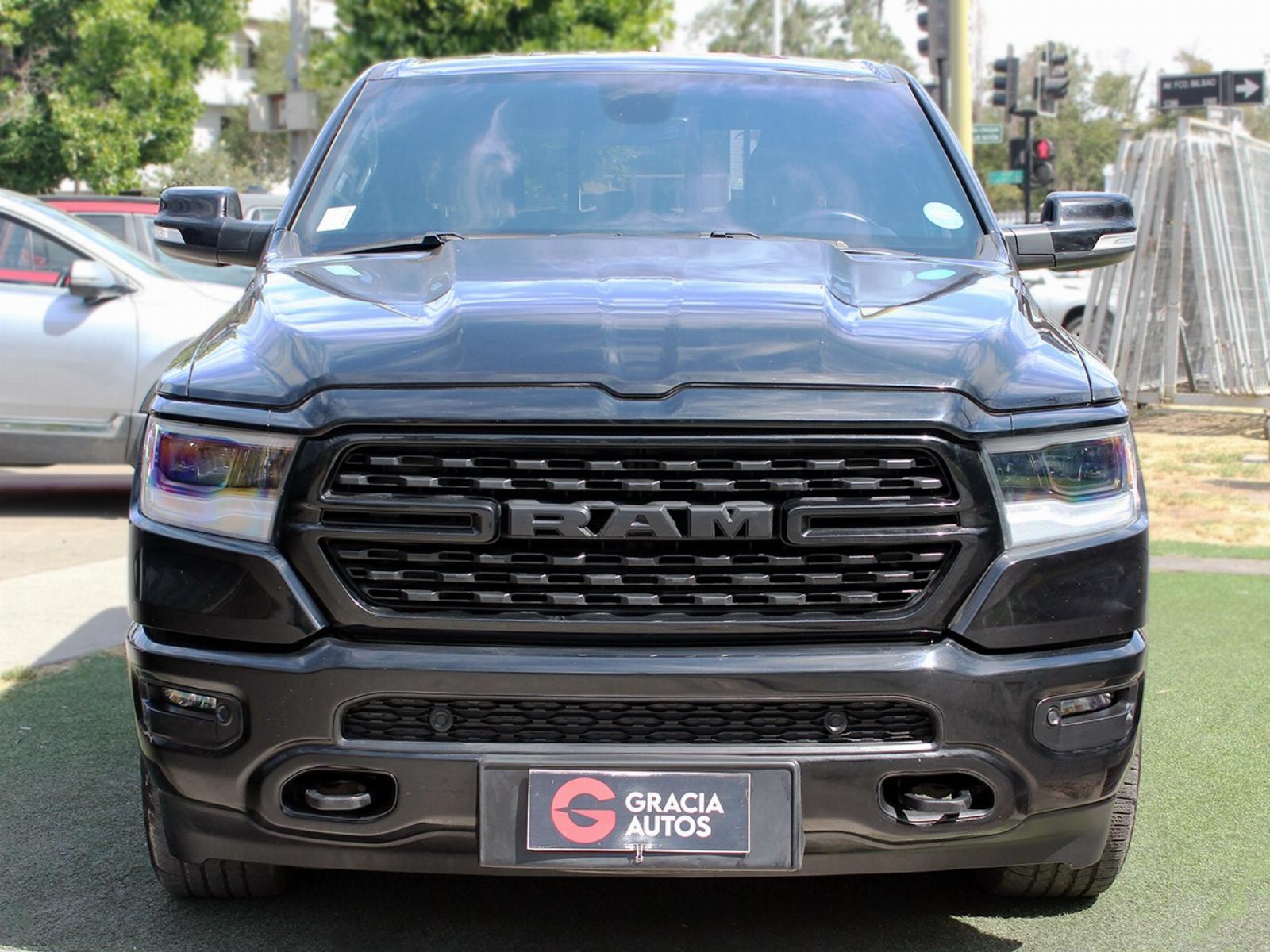RAM 1500 BIG HORN CREW 4X4 3.6 AUT 2023 - Foto 3 de 8