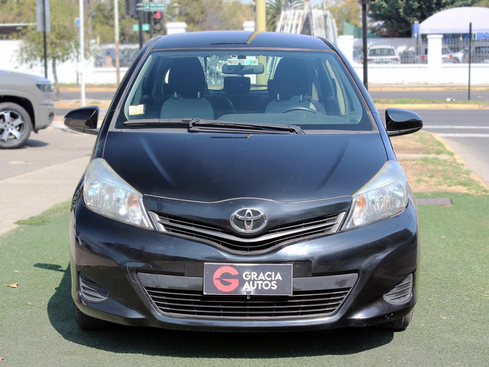 Toyota YARIS SPORT GLI 1.3 MT 2012 - Foto 3 de 8