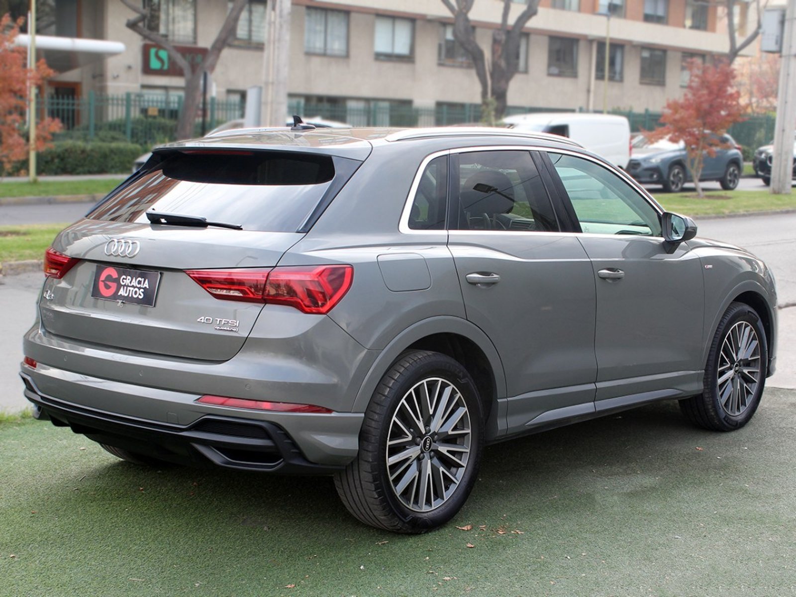 Audi Q3 SPORT 2.0 40 TFSI QUATTRO 2022 - Foto 4 de 10