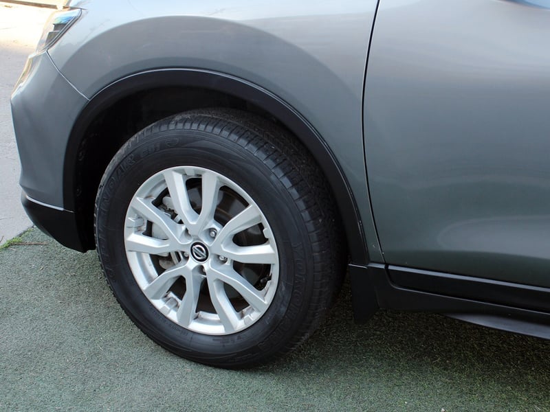 Nissan X-TRAIL 2.5 SENSE 4X2 CVT AT 5P 2021 - Imagen 8 de 10