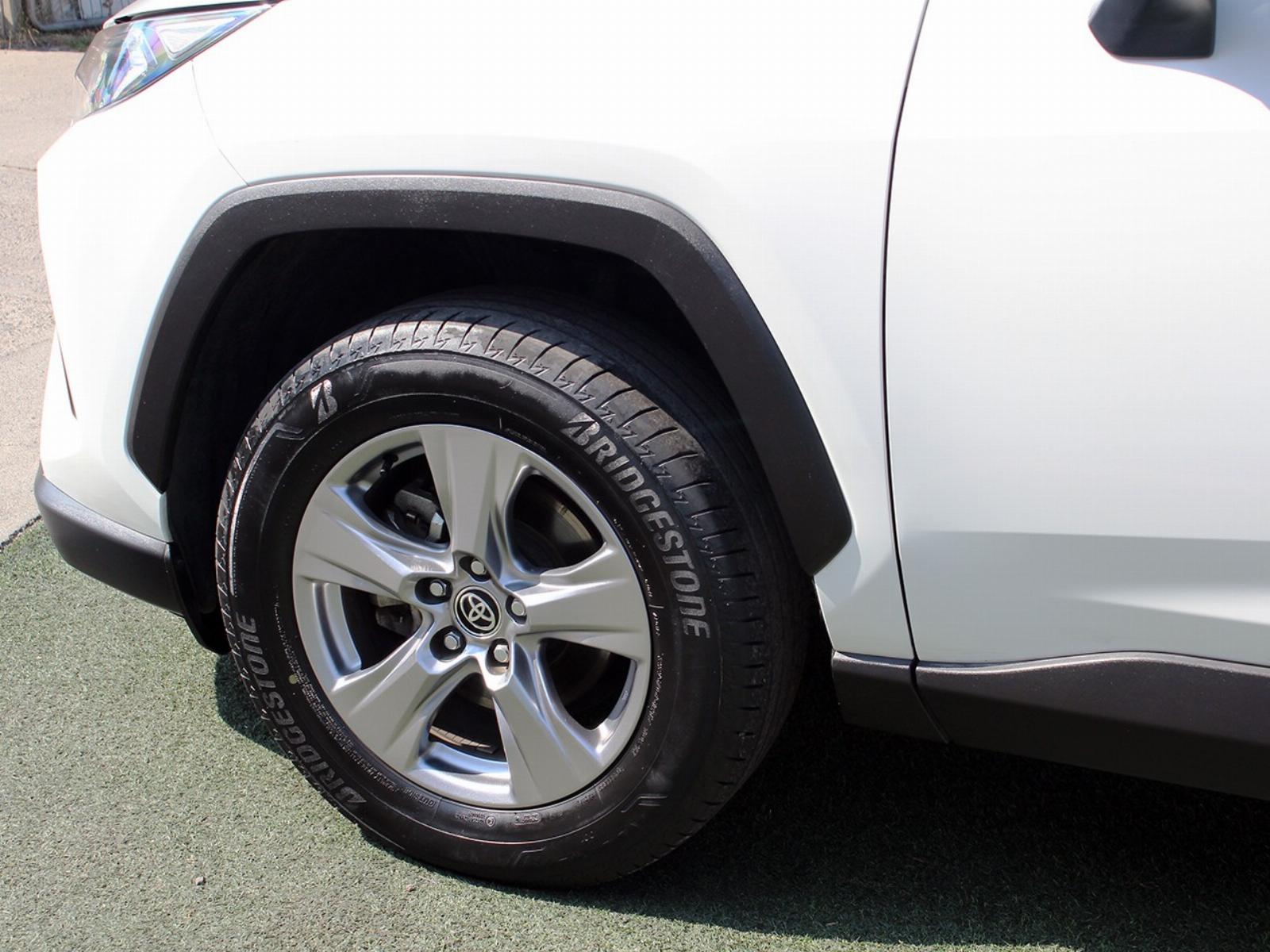 TOYOTA RAV 4 LE 2.0 2022 - Imagen 8 de 8