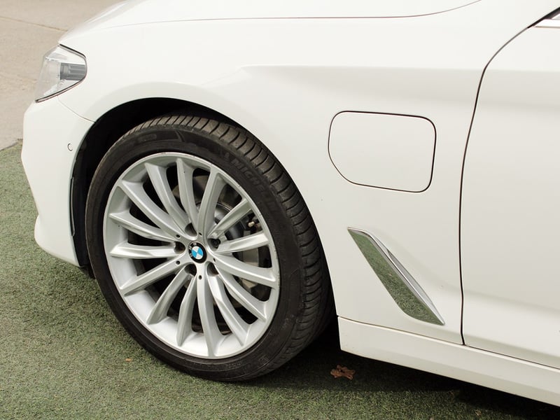 BMW 530 E iPERFORMANCE LUXURY HIBRIDO 2021 - Imagen 8 de 10