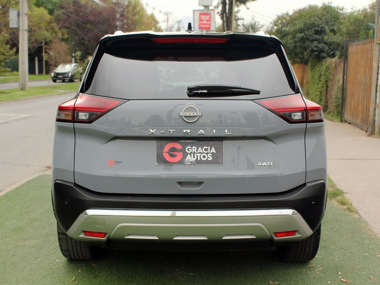 NISSAN X-TRAIL EXCLUSIVE 2.5 CVT AUTO 4WD 2023 - Imagen 5 de 10