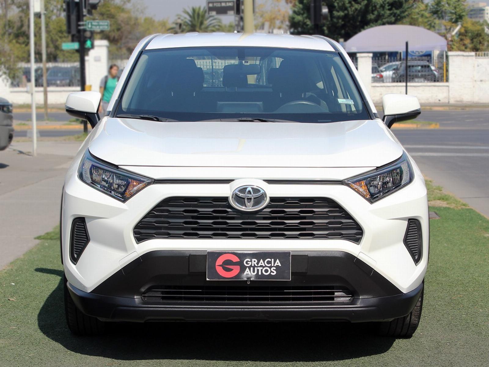TOYOTA RAV 4 LE 2.0 2022 - Imagen 3 de 8