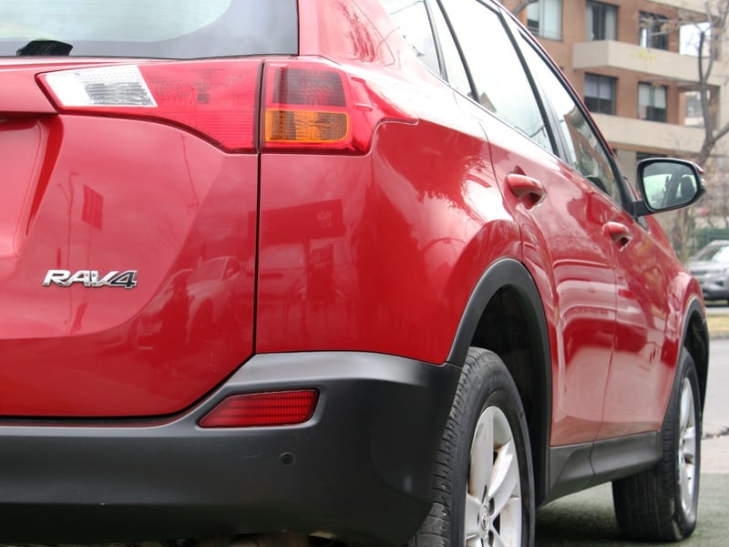 Toyota RAV 4 2.5 LUJO 4X2 AT 5P 2015 - Imagen 7 de 10