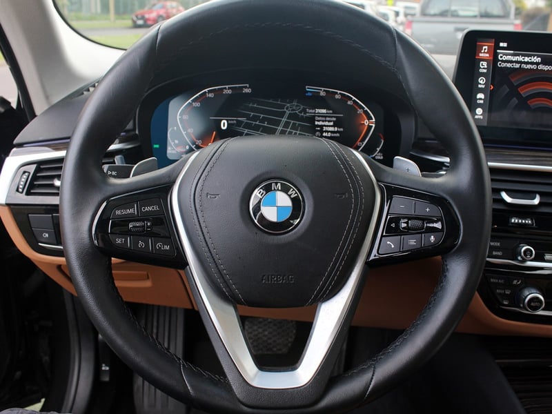 BMW 520 DIESEL 2.0 HERITAGE 2023 - Imagen 10 de 10