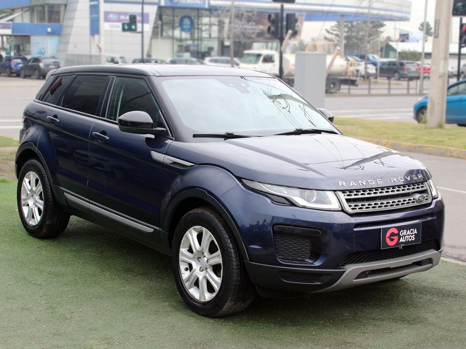 Land Rover RANGE ROVER EVOQUE 2.0 PURE 4X4 TECHO PANORAMICO 2019 - Imagen 3 de 10