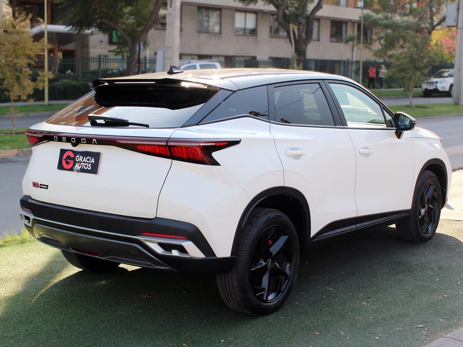 OMODA C5 1.5 AT LUXURY 2025 - Imagen 3 de 9