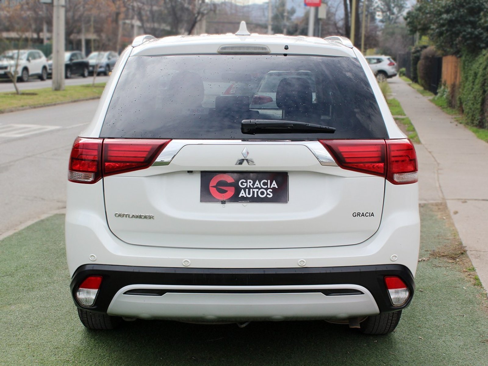 Mitsubishi OUTLANDER 2.0 4X2 AT 2021 - Imagen 5 de 10