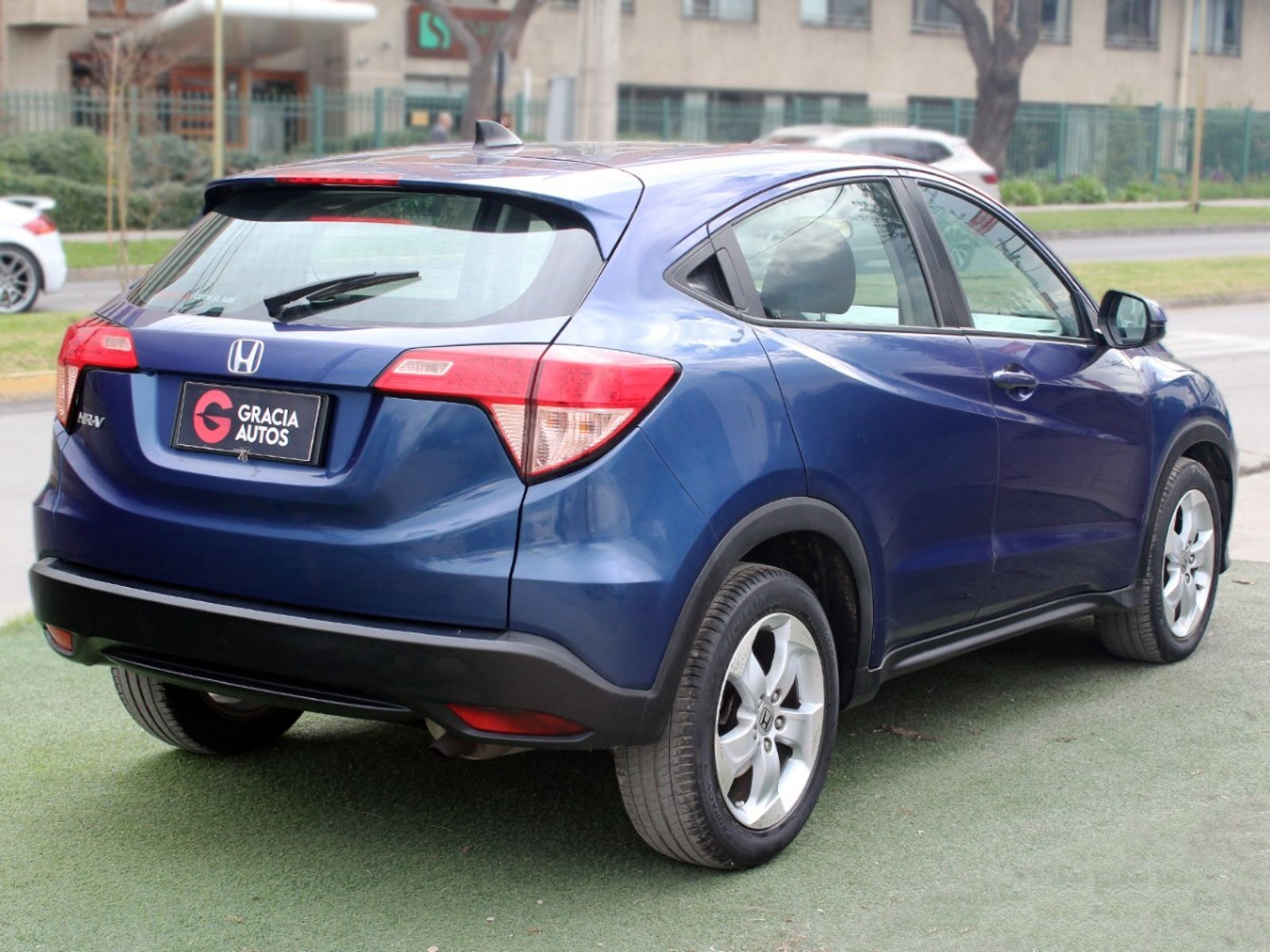 Honda HR-V 1.8 LX 4X2 CVT AT 5P 2017 - Imagen 4 de 10