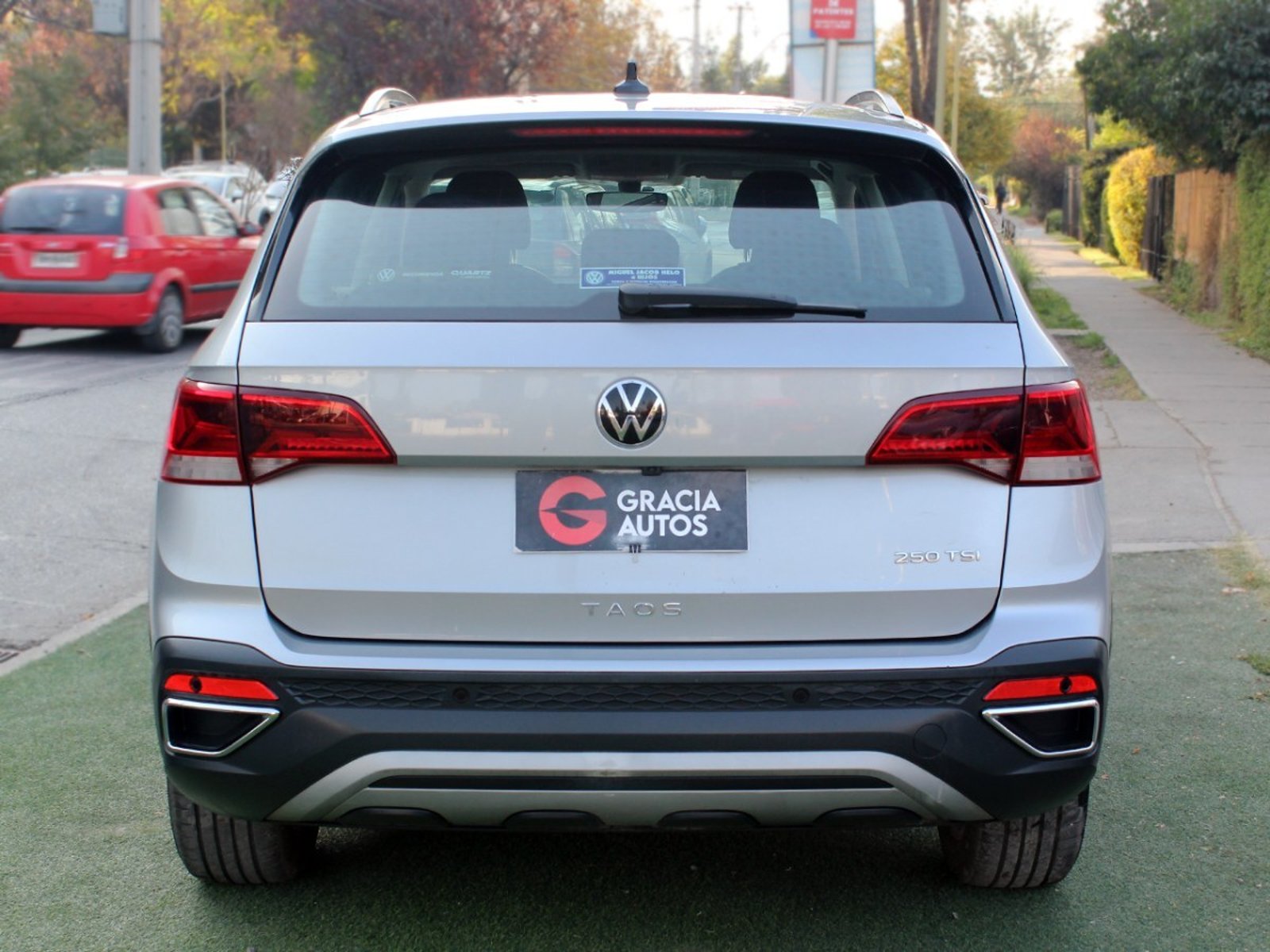 VOLKSWAGEN TAOS TSI 1.4 AUT 2022 - Imagen 4 de 9