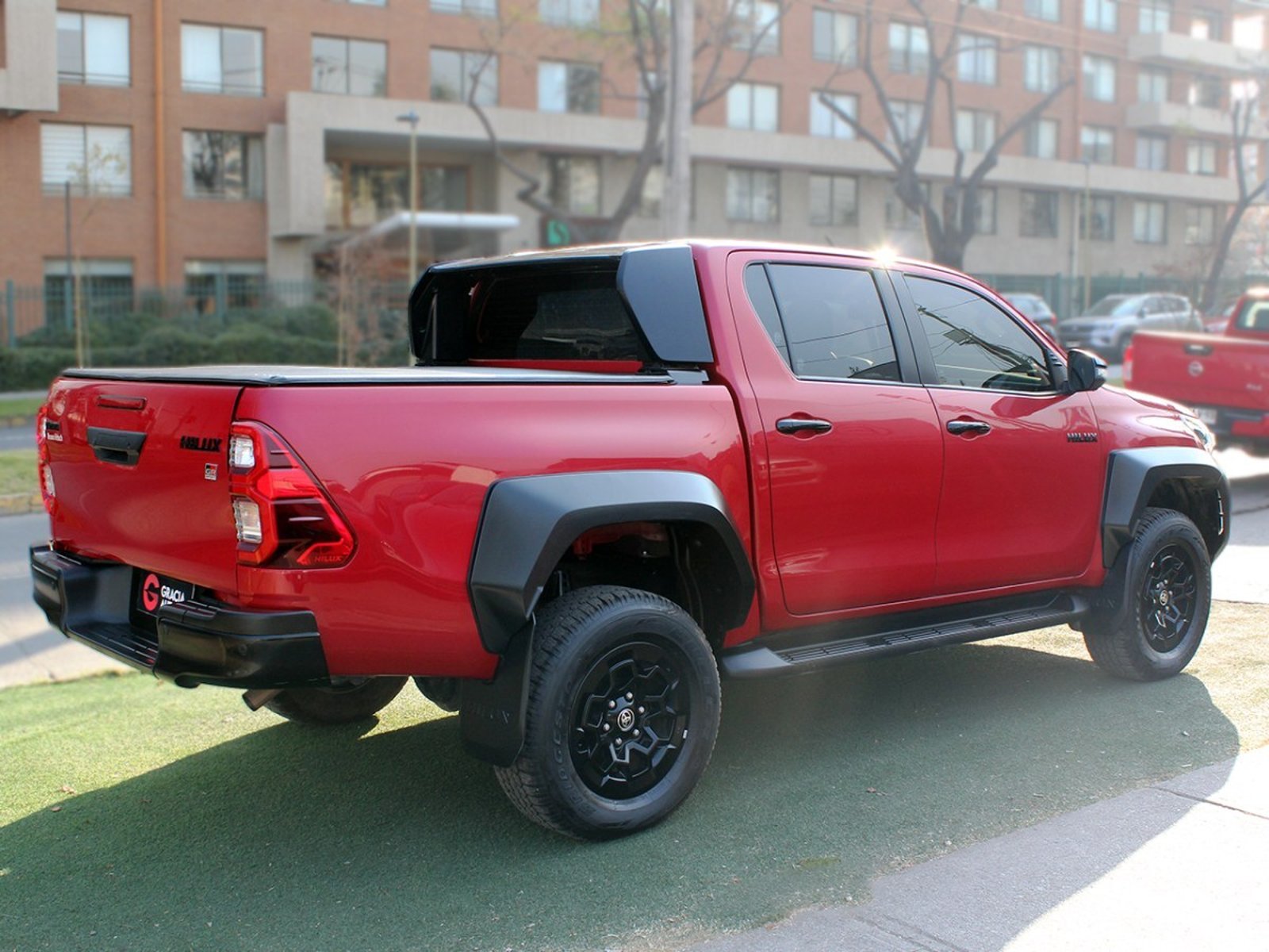 Toyota HILUX 2.8 GR-S DIESEL 4X4 AT 2024 - Foto 4 de 10