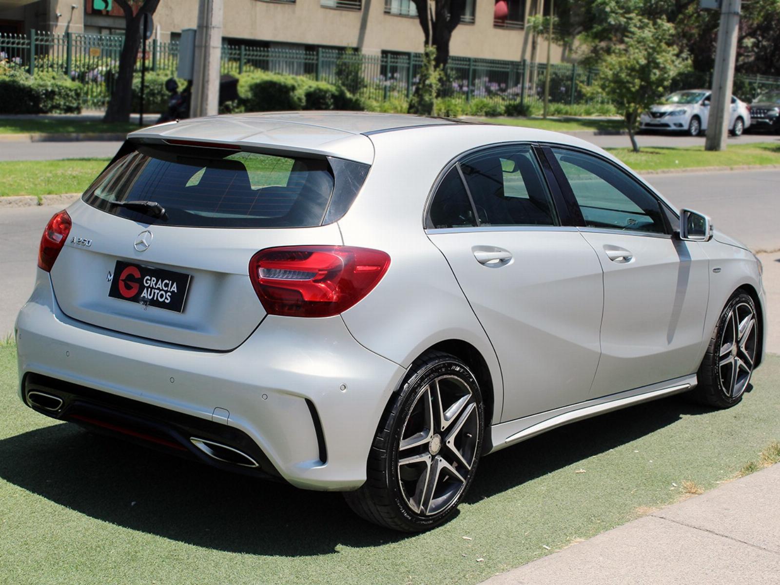 MERCEDES-BENZ A250 SPORT 2018 - Imagen 4 de 7