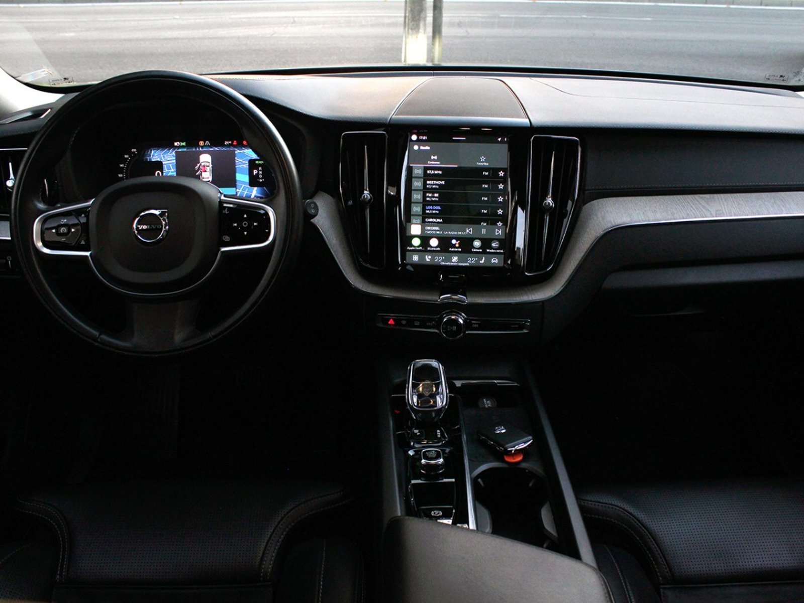 VOLVO XC60 T8 RECHARGE AWD 2.0 INSCRIPTION 2022 - Imagen 9 de 10