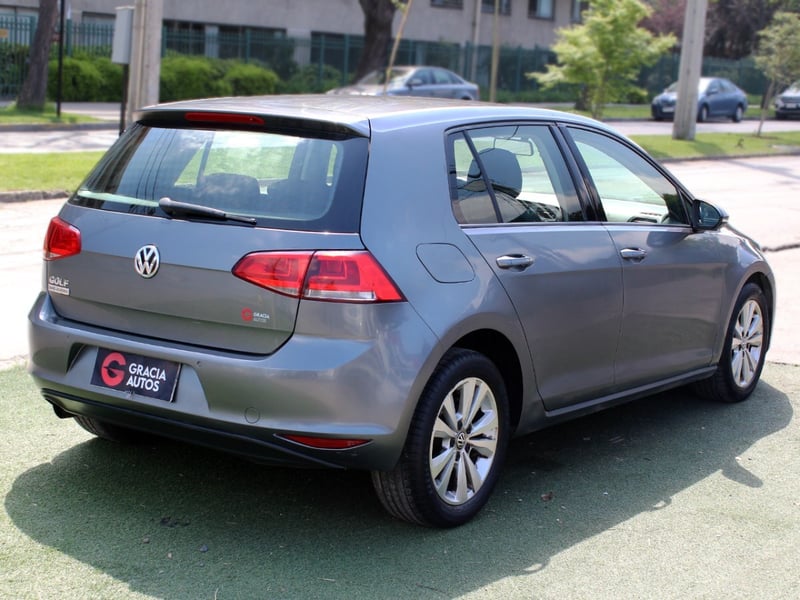 Volkswagen GOLF 1.6 4X2 AT 5P 2015 - Imagen 4 de 10