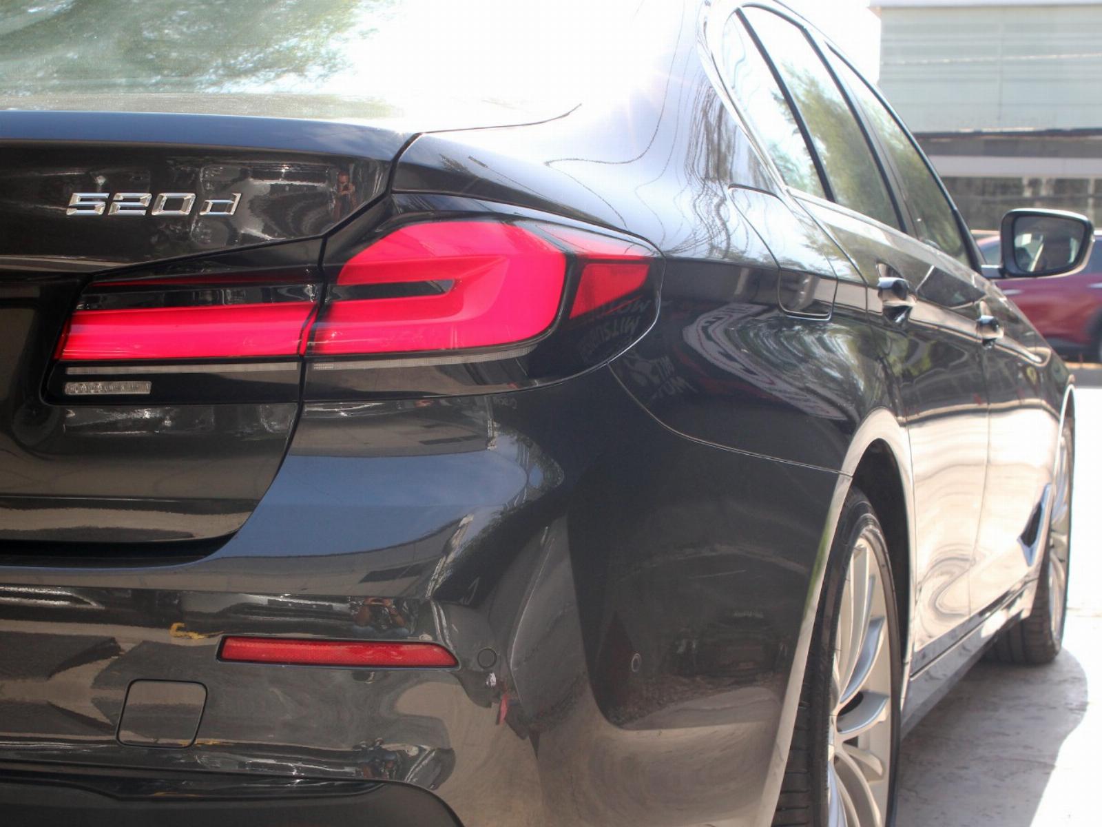 BMW 520 DIESEL 2.0 HERITAGE 2023 - Imagen 7 de 7