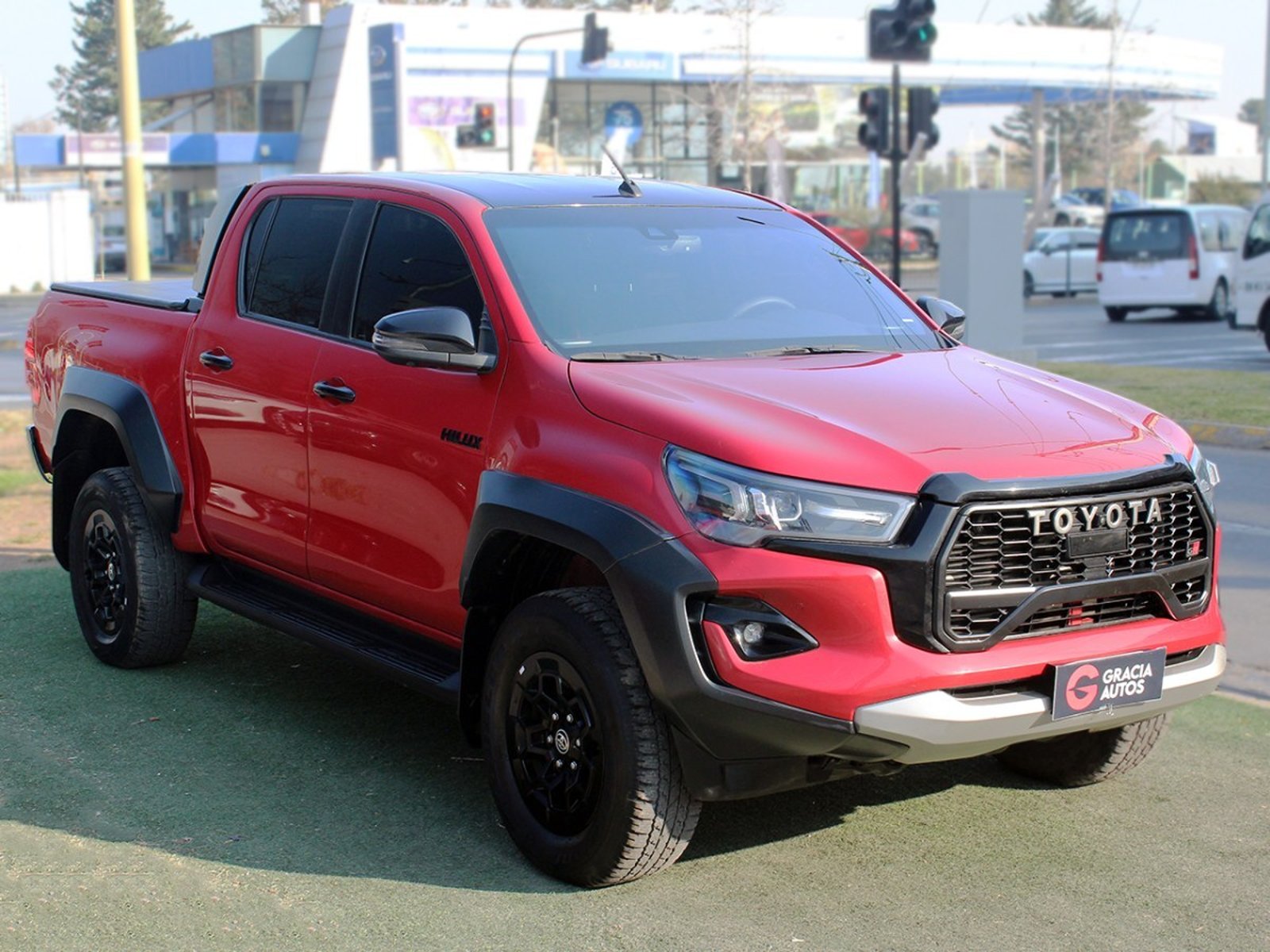 Toyota HILUX 2.8 GR-S DIESEL 4X4 AT 2024 - Foto 3 de 10