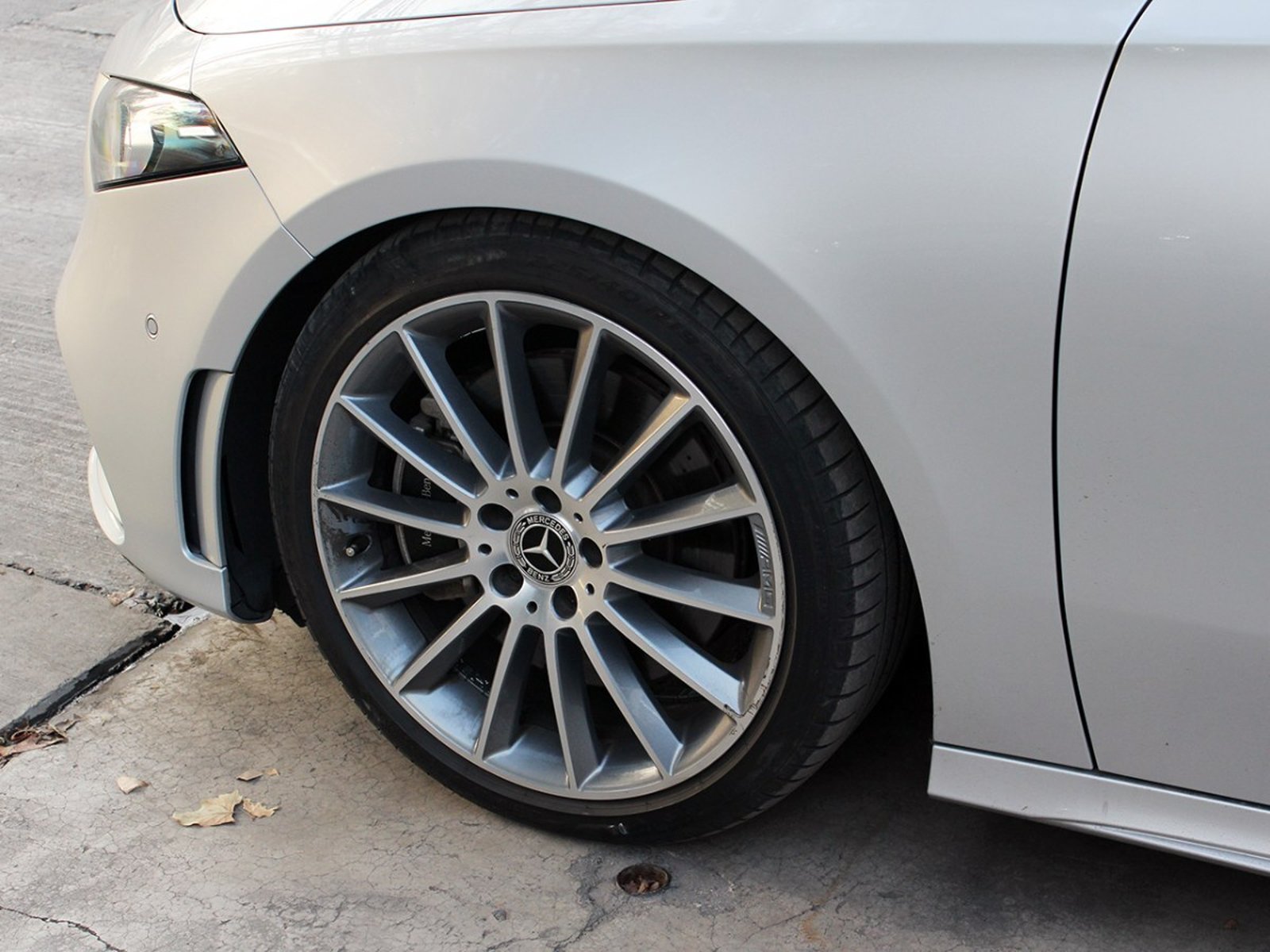 MERCEDES-BENZ A250 AMG LINE 2.0 2020 - Imagen 8 de 10