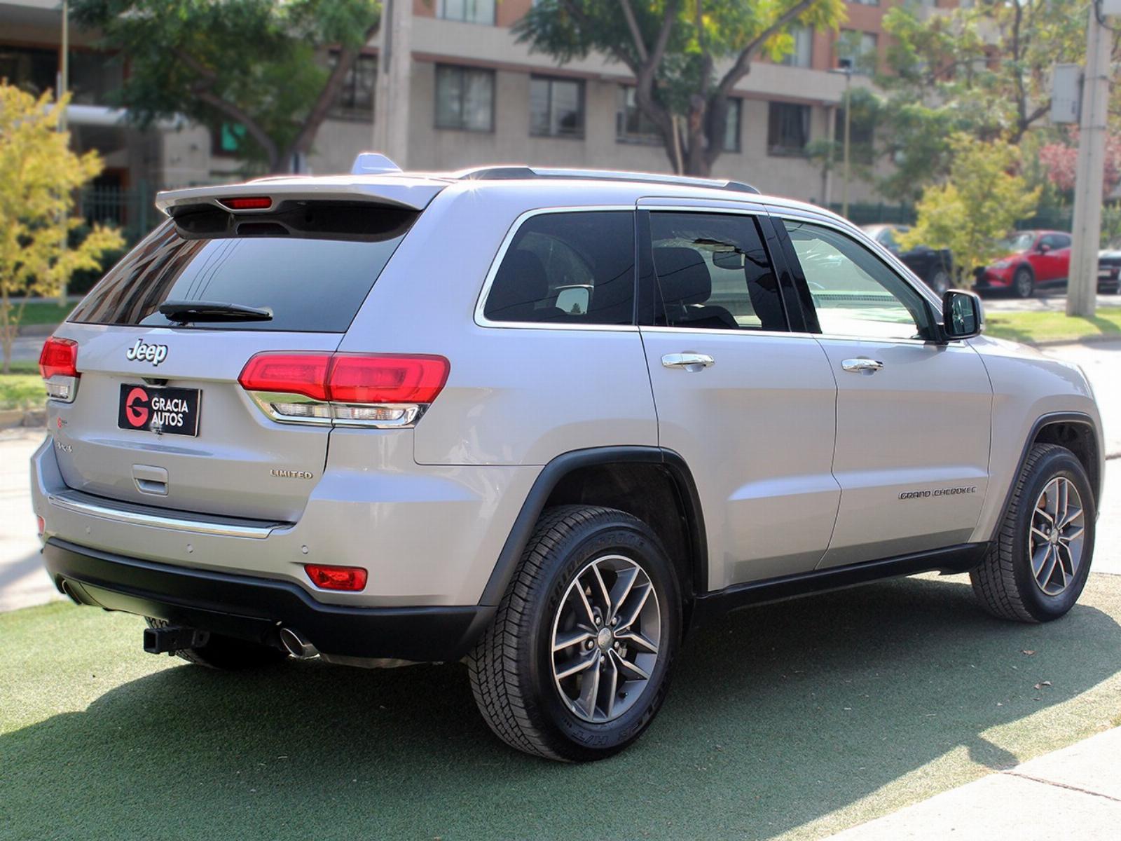 Jeep GRAND CHEROKEE LTD 4X4 LX 3.6 AUT 2018 - Foto 4 de 8
