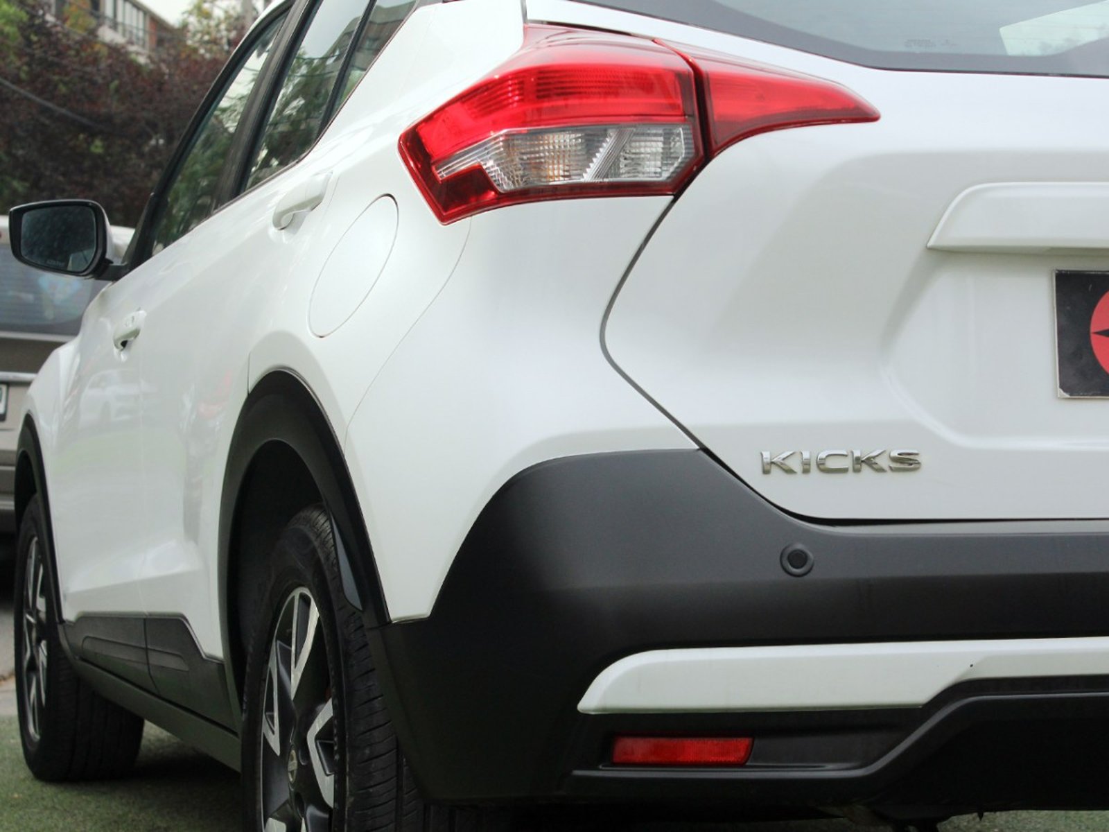 NISSAN KICKS SENSE MT 2020 - Imagen 7 de 10