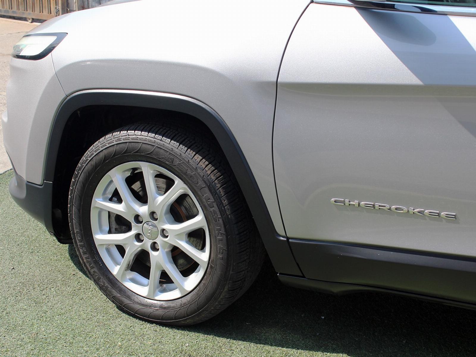JEEP CHEROKEE LONGITUDE 2,4 AUT 2017 - Imagen 8 de 8