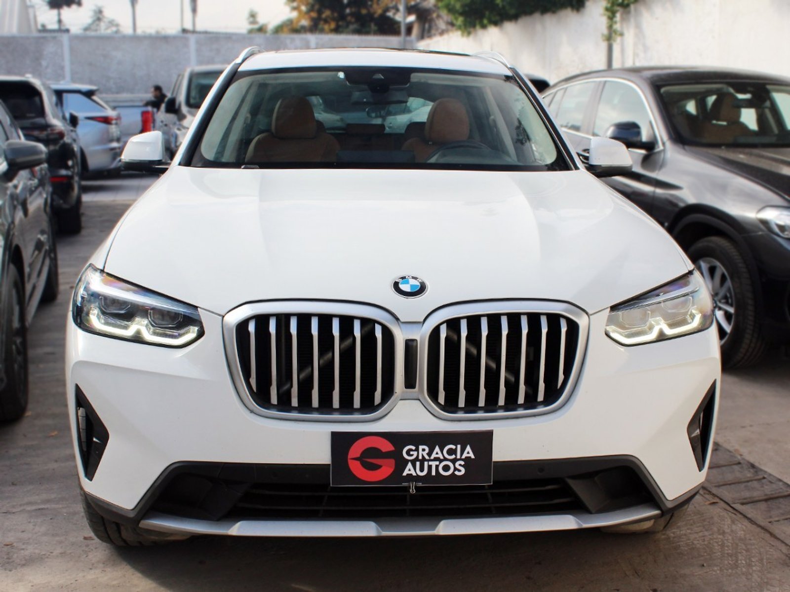 BMW X3 XDRIVE 20D DIESEL HERITAGE 4X4 2024 - Foto 2 de 10