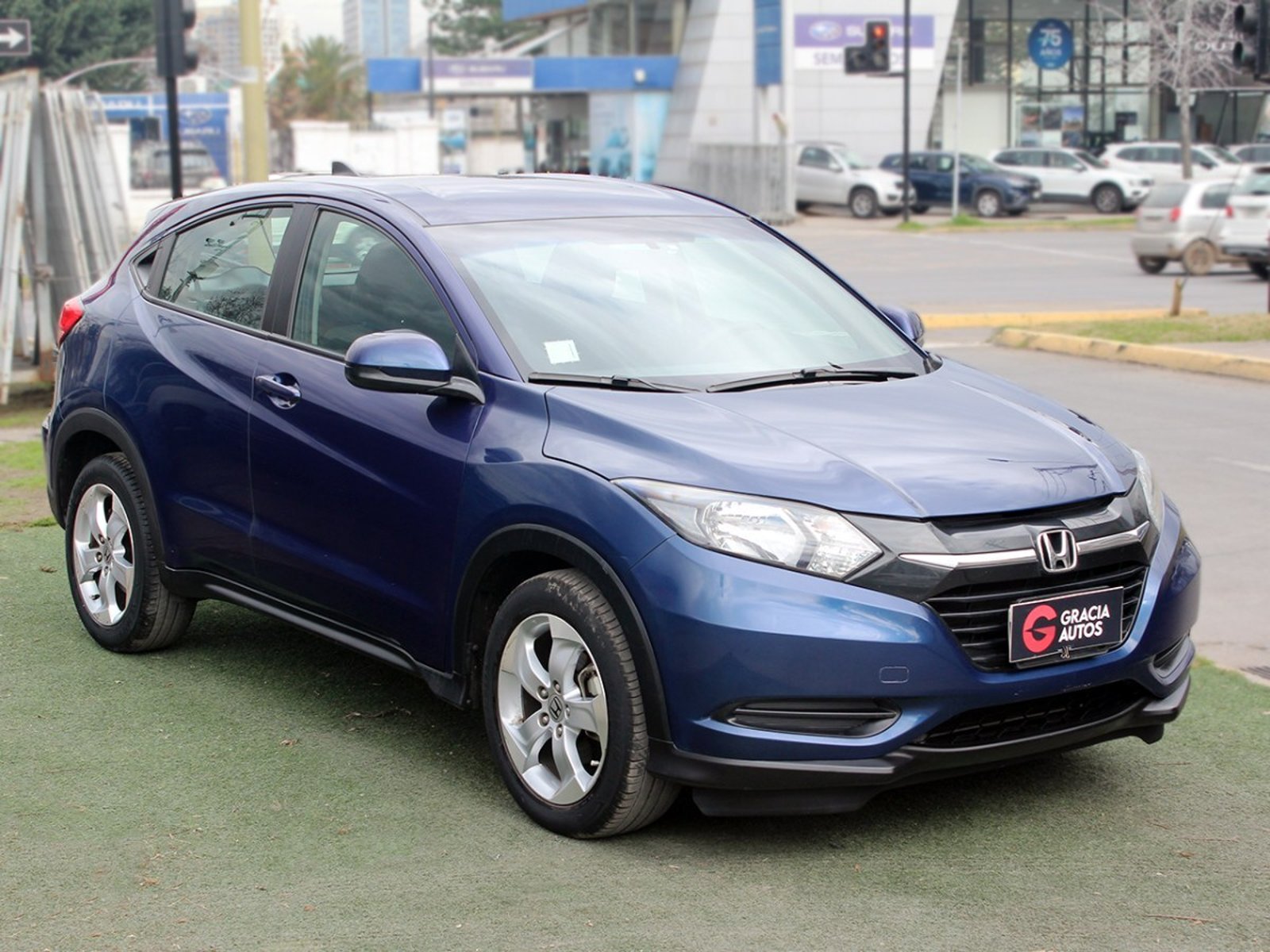 Honda HR-V 1.8 LX 4X2 CVT AT 5P 2017 - Foto 3 de 10