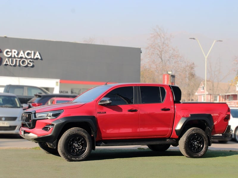 Toyota HILUX 2.8 GR-S DIESEL 4X4 AT 2024