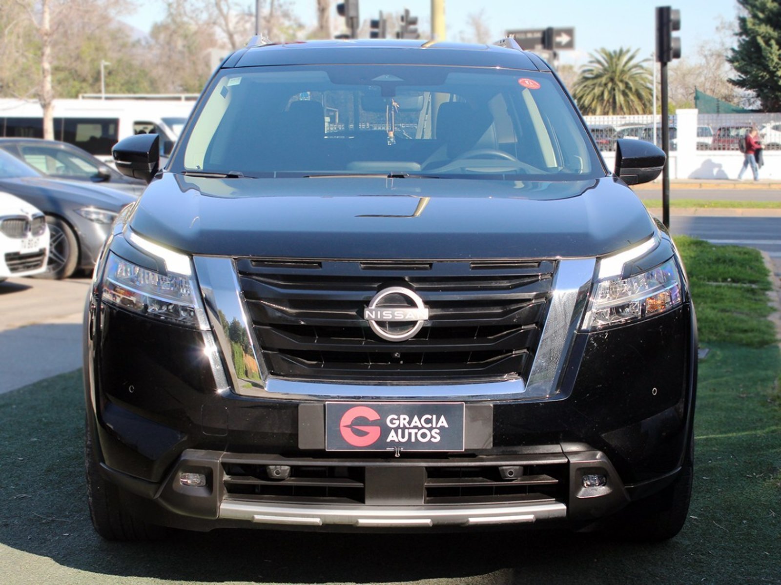 Nissan PATHFINDER 4X4 3.5 AUT EXCLUSIVE 2024 - Foto 2 de 10